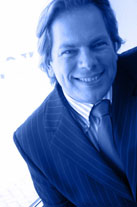 Werner T�ller, Managing Director